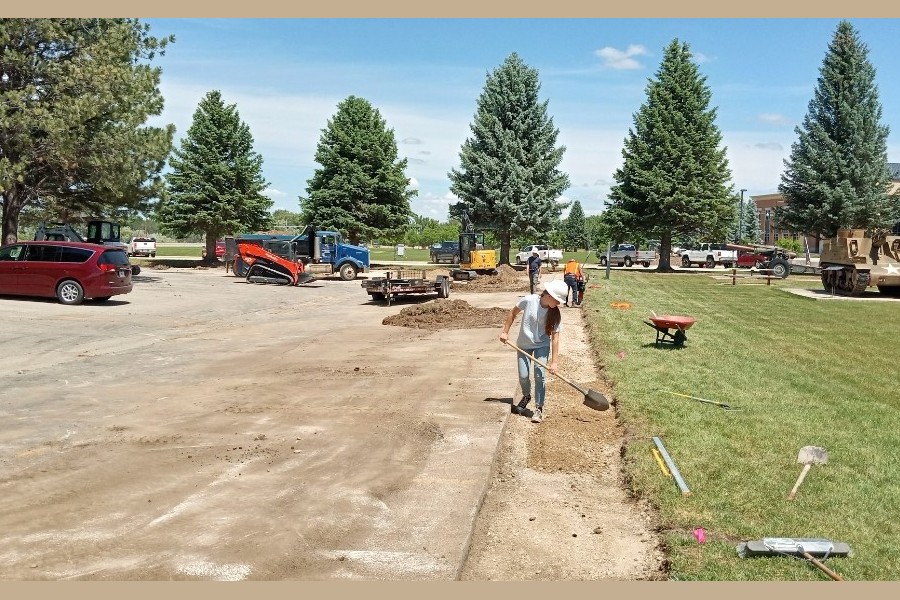 Cutting Edge Excavating